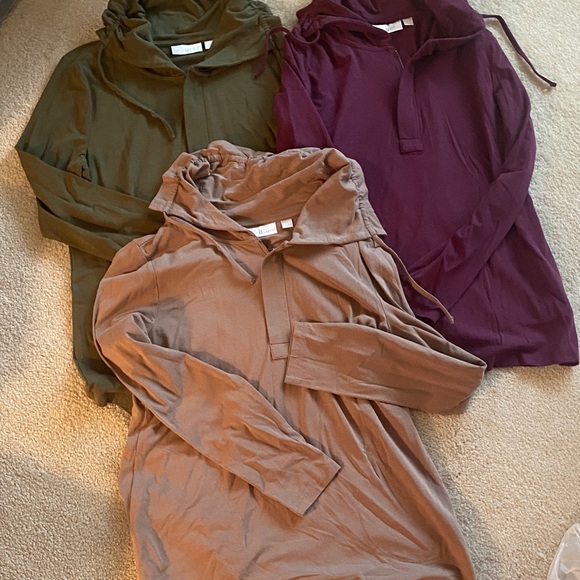 Belle by Kim Gravel Tops - Belle by Kim Gravel 3 top size small bundle same too/different colors